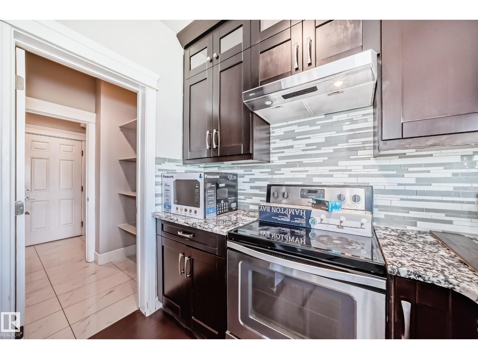 8579 Cushing Pl Sw, Edmonton, Alberta  T6W 3R4 - Photo 8 - E4464384