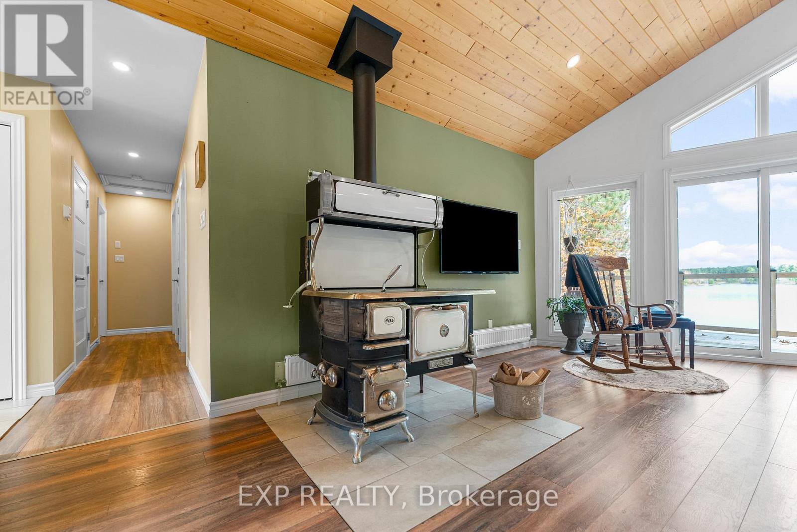 79 Warbler Way, Madawaska Valley, Ontario  K0J 1L0 - Photo 14 - X12499574