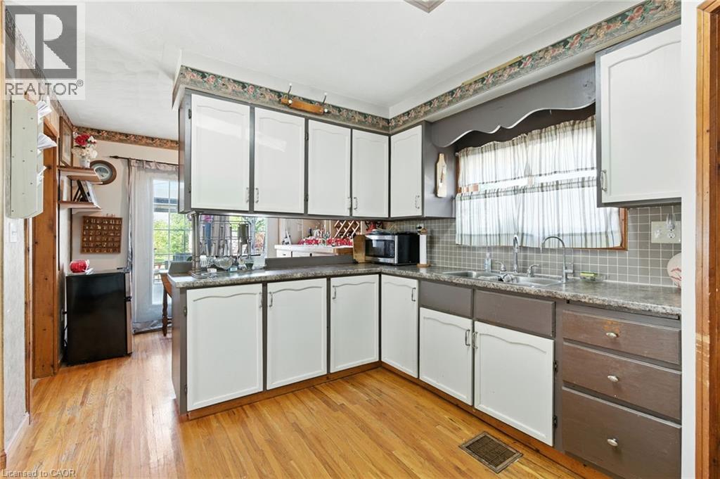 11 Main Avenue E, Fisherville, Ontario  N0A 1G0 - Photo 15 - 40769045