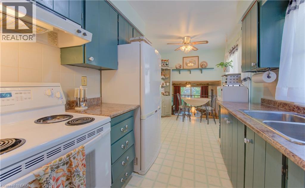 92 Halifax Drive, Kitchener, Ontario  N2B 3K7 - Photo 13 - 40773220