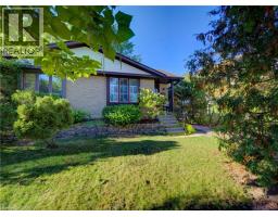 92 HALIFAX Drive, Kitchener, Ontario