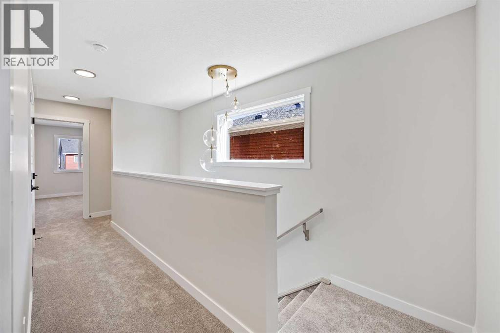 340 Fireside Drive, Cochrane, Alberta  T4C 3H8 - Photo 10 - A2256696