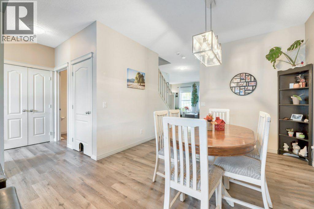 32 Copperpond Heights Se, Calgary, Alberta  T2Z 0X3 - Photo 14 - A2267375