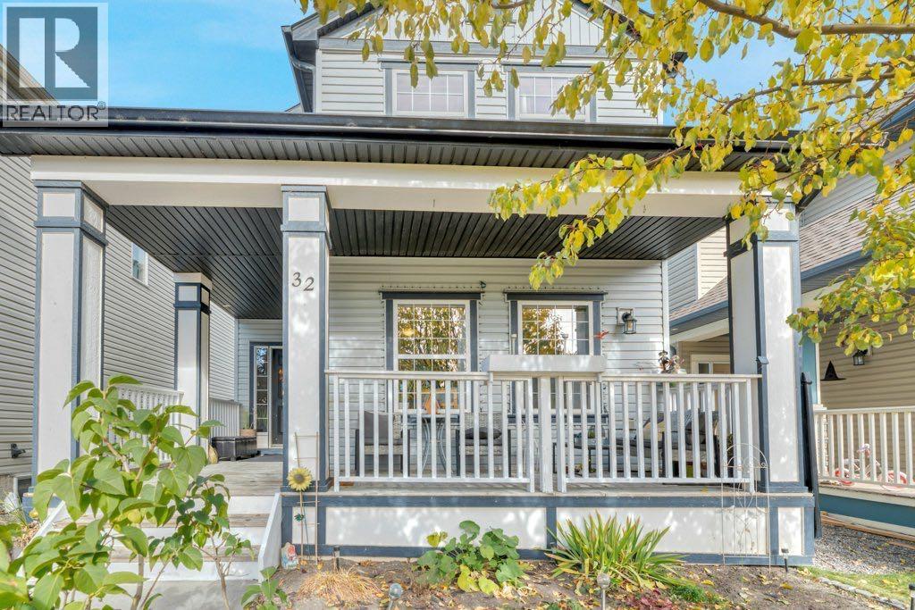32 Copperpond Heights Se, Calgary, Alberta  T2Z 0X3 - Photo 3 - A2267375