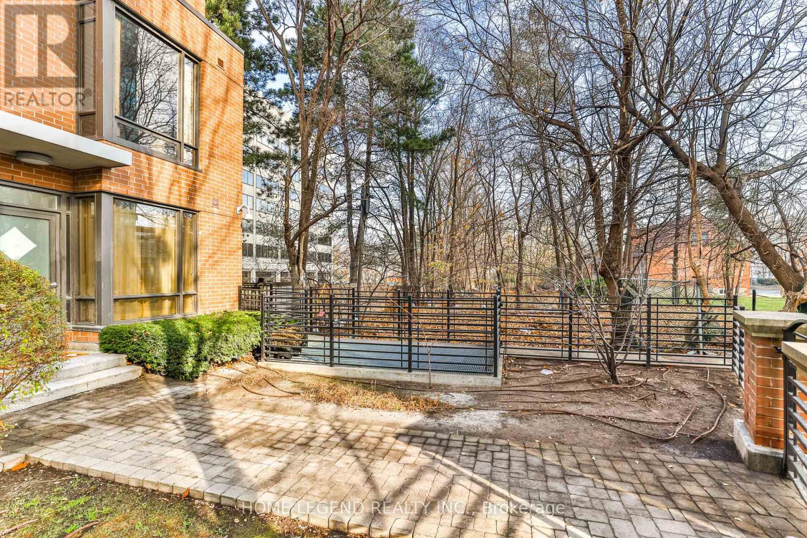 Th17 - 23 Sheppard Avenue E, Toronto, Ontario  M2N 0C8 - Photo 2 - C12499592