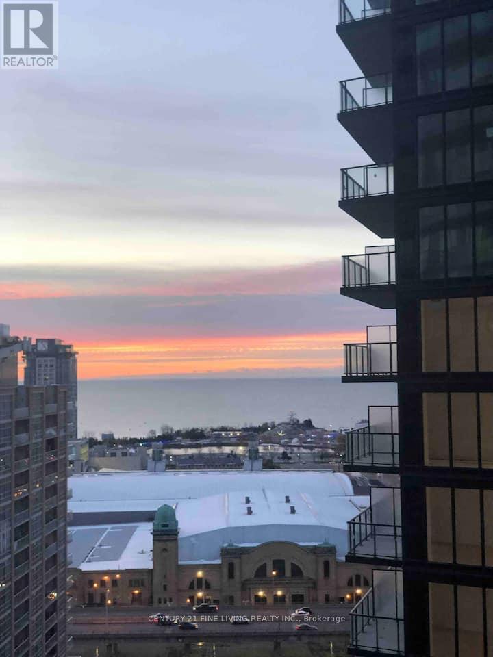 2211 - 150 East Liberty Street, Toronto, Ontario  M6K 3R5 - Photo 11 - C12499654