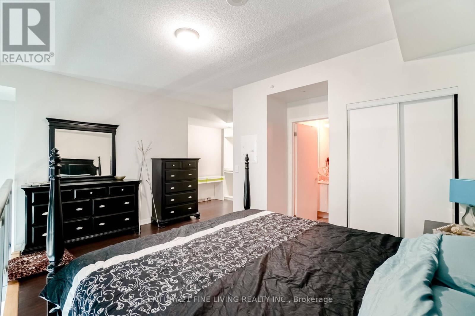 2211 - 150 East Liberty Street, Toronto, Ontario  M6K 3R5 - Photo 9 - C12499654