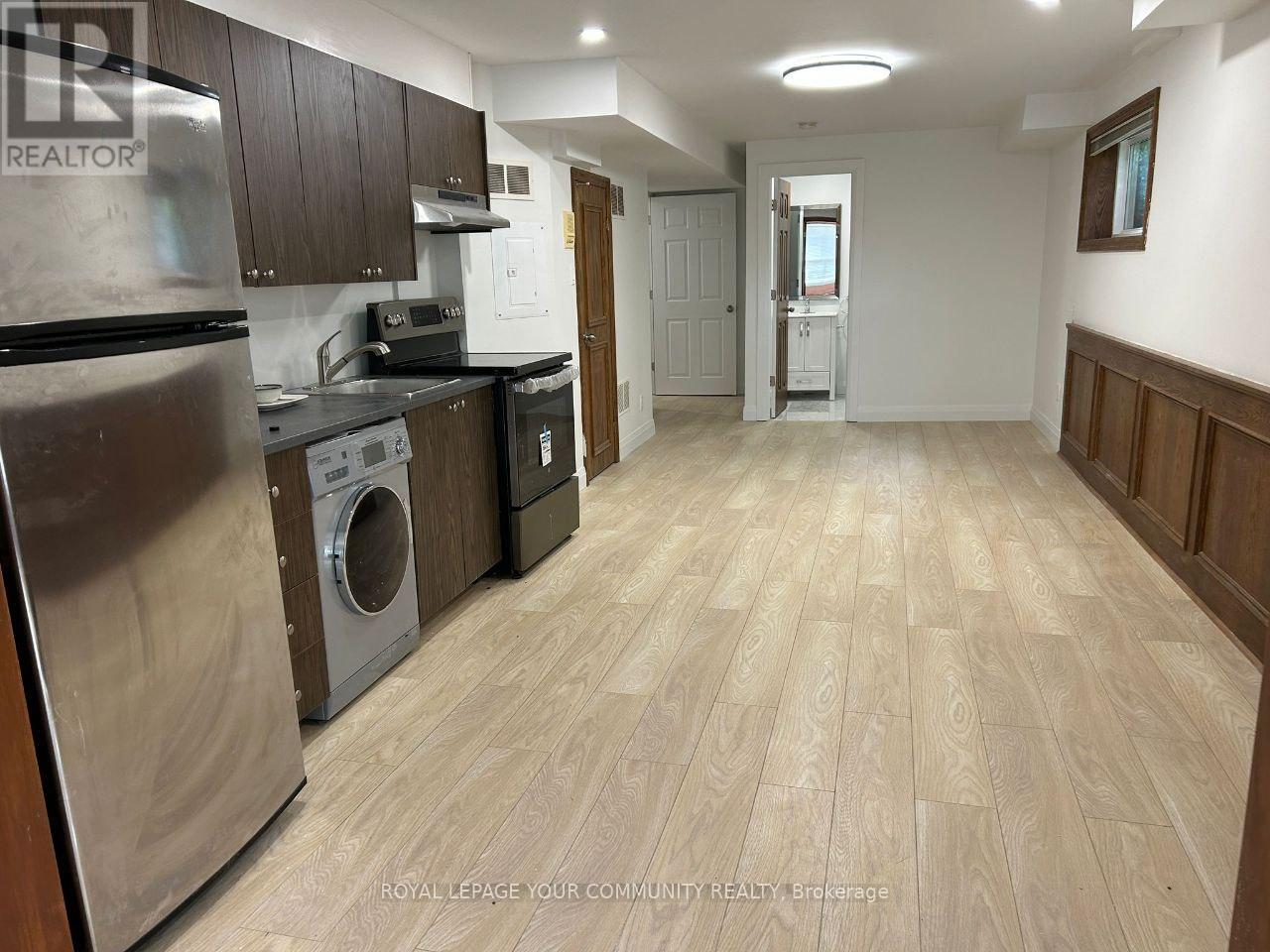 Basement - 19 Tannery Court, Richmond Hill, Ontario  L4C 7V5 - Photo 9 - N12406930