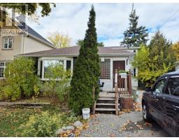 239 ELMWOOD AVENUE, Richmond Hill, Ontario