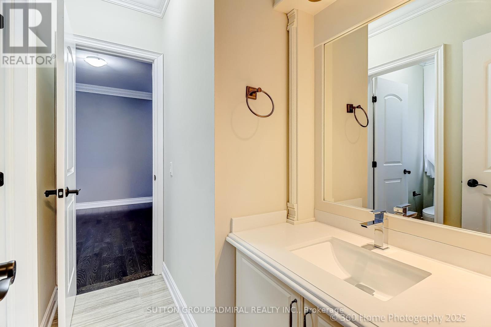 107 Queen Filomena Avenue, Vaughan, Ontario  L6A 0J1 - Photo 15 - N12480935