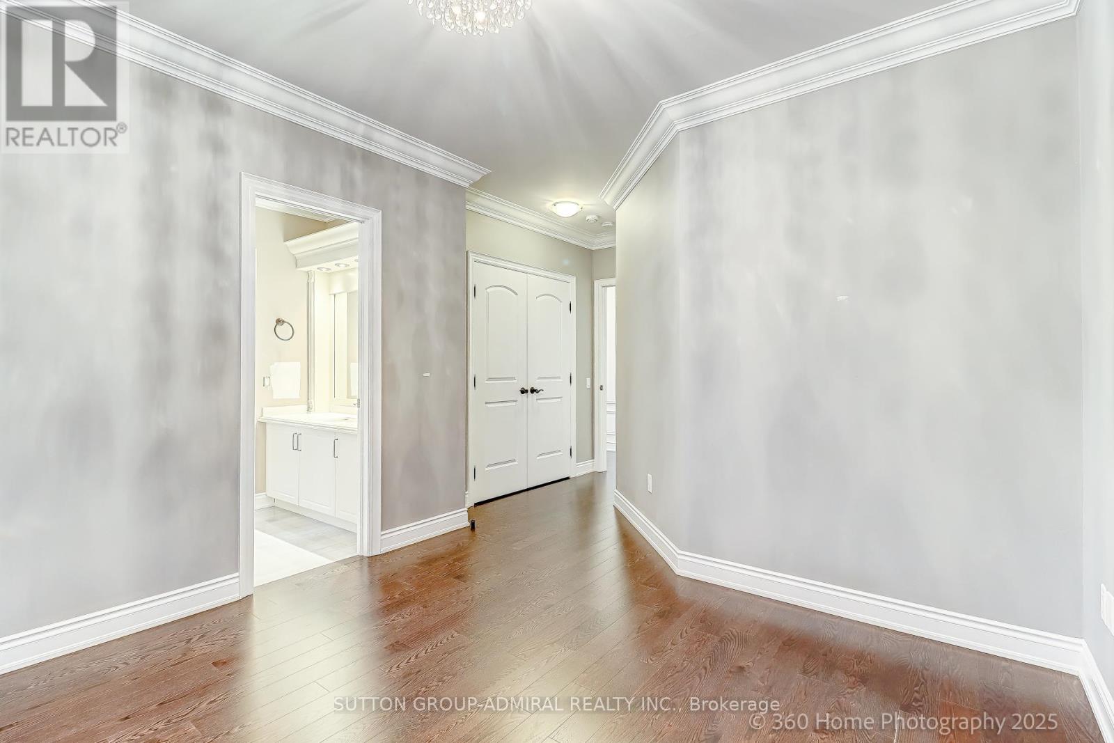 107 Queen Filomena Avenue, Vaughan, Ontario  L6A 0J1 - Photo 11 - N12480935