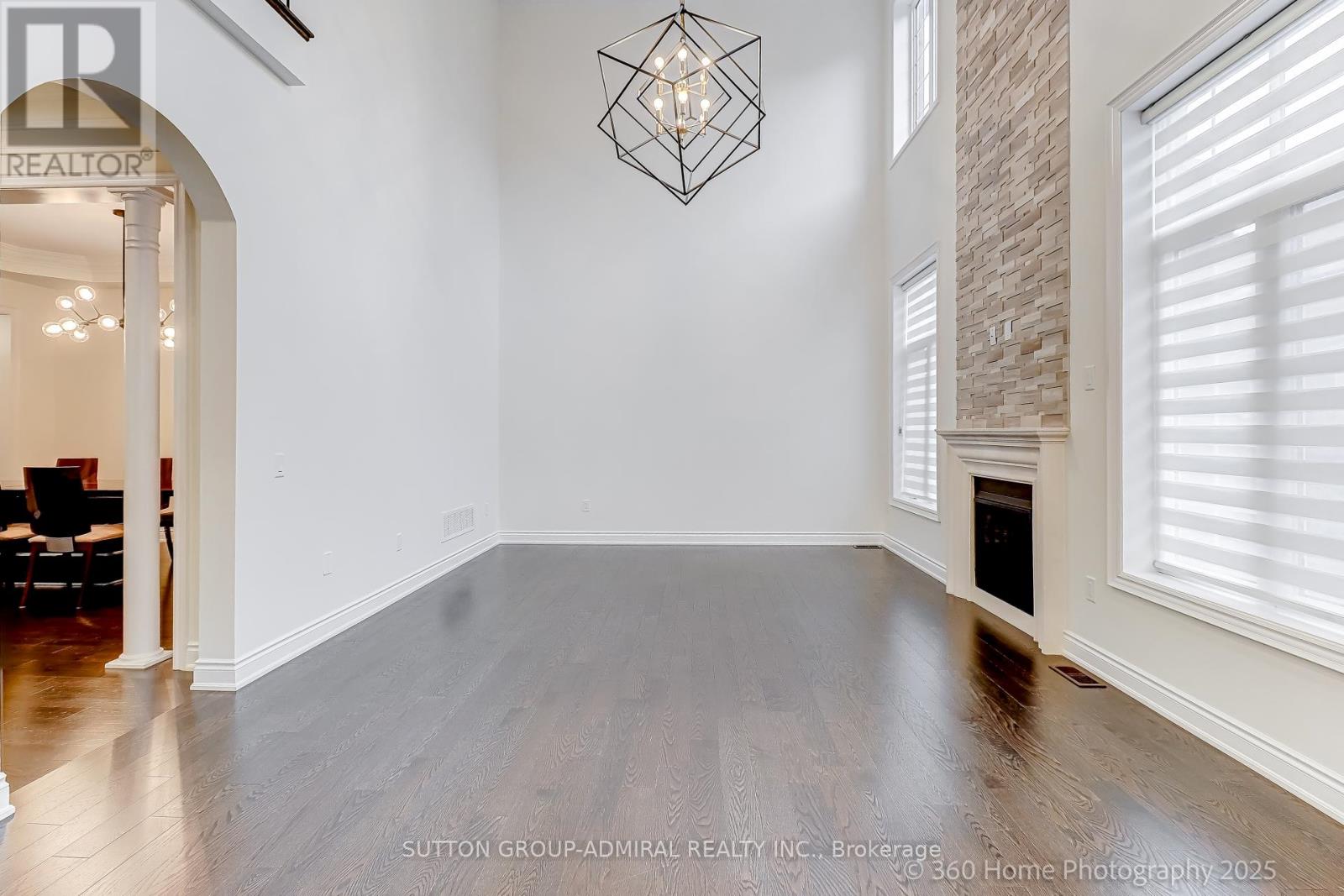 107 Queen Filomena Avenue, Vaughan, Ontario  L6A 0J1 - Photo 8 - N12480935