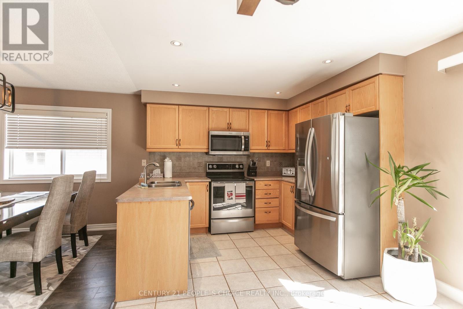 55 Marsellus Drive, Barrie, Ontario  L4N 8S6 - Photo 11 - S12498080