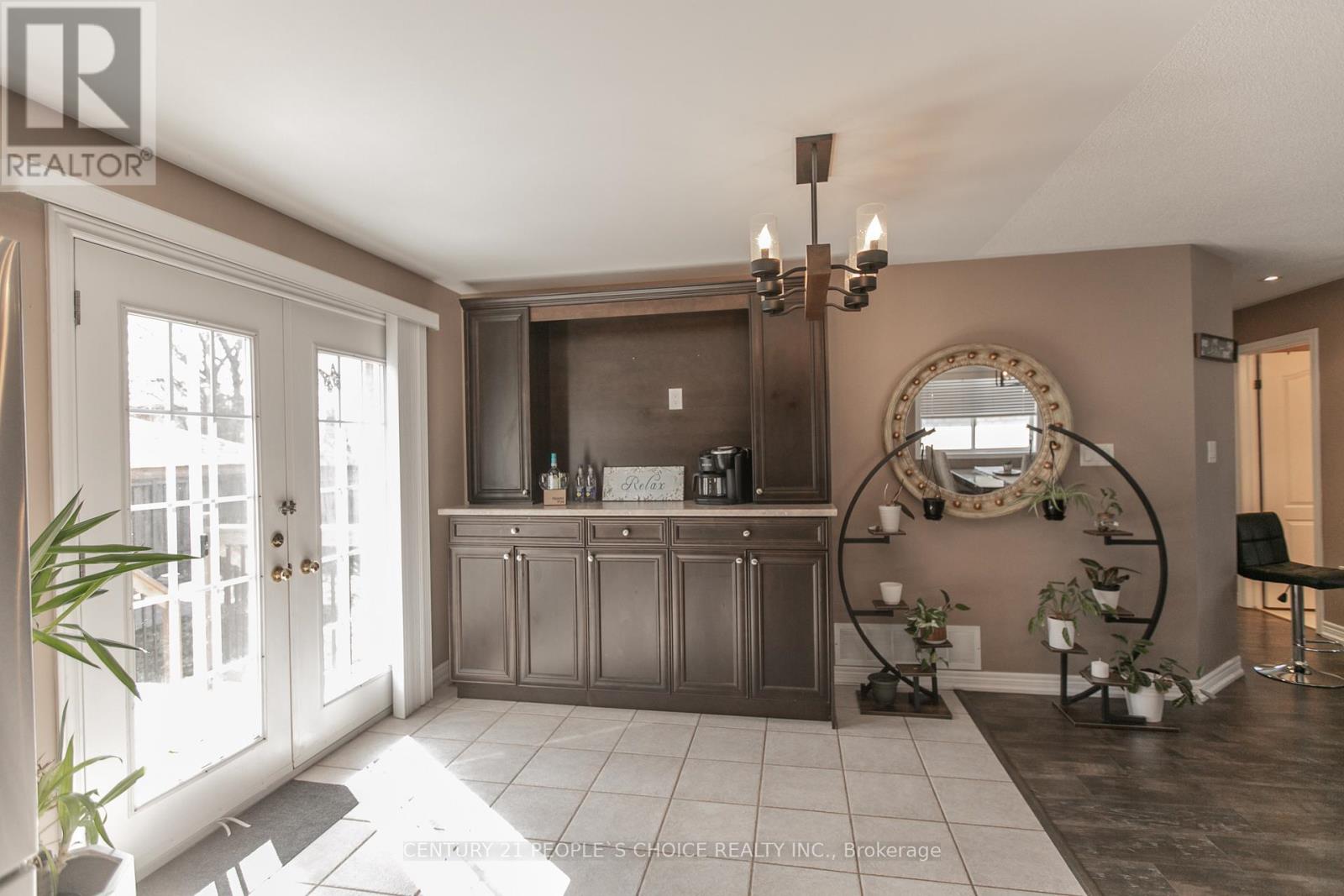 55 Marsellus Drive, Barrie, Ontario  L4N 8S6 - Photo 15 - S12498080