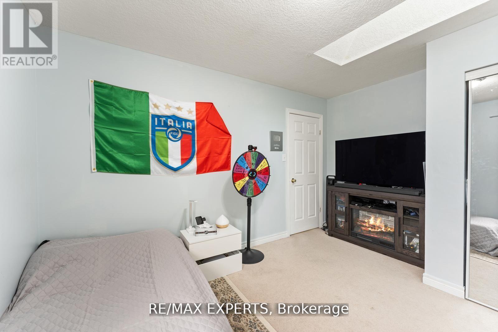 56 Steepleridge Street, Kitchener, Ontario  N2P 2W3 - Photo 30 - X12442317