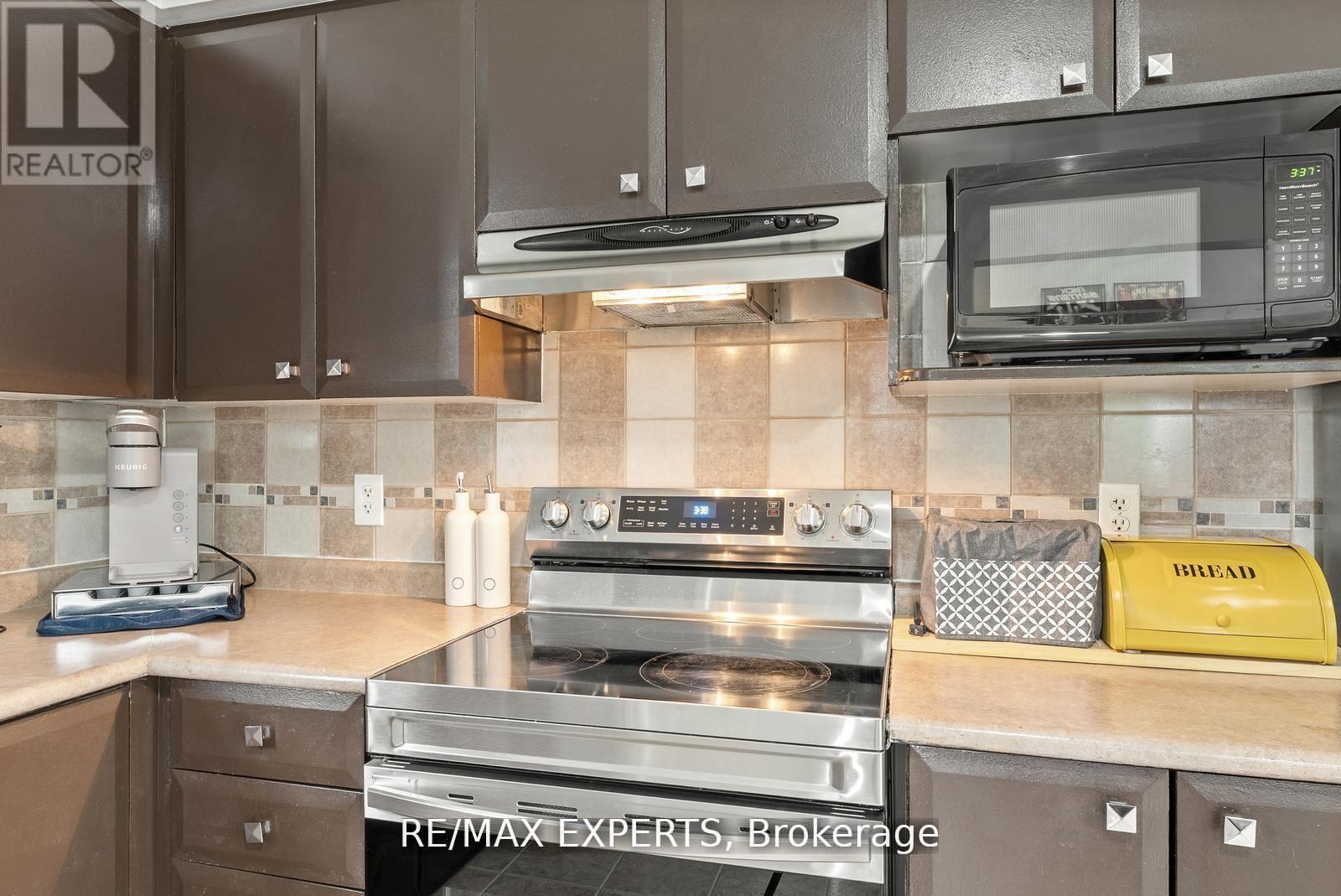 56 Steepleridge Street, Kitchener, Ontario  N2P 2W3 - Photo 13 - X12442317