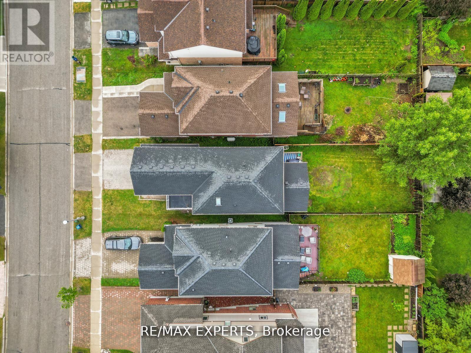 56 Steepleridge Street, Kitchener, Ontario  N2P 2W3 - Photo 47 - X12442317