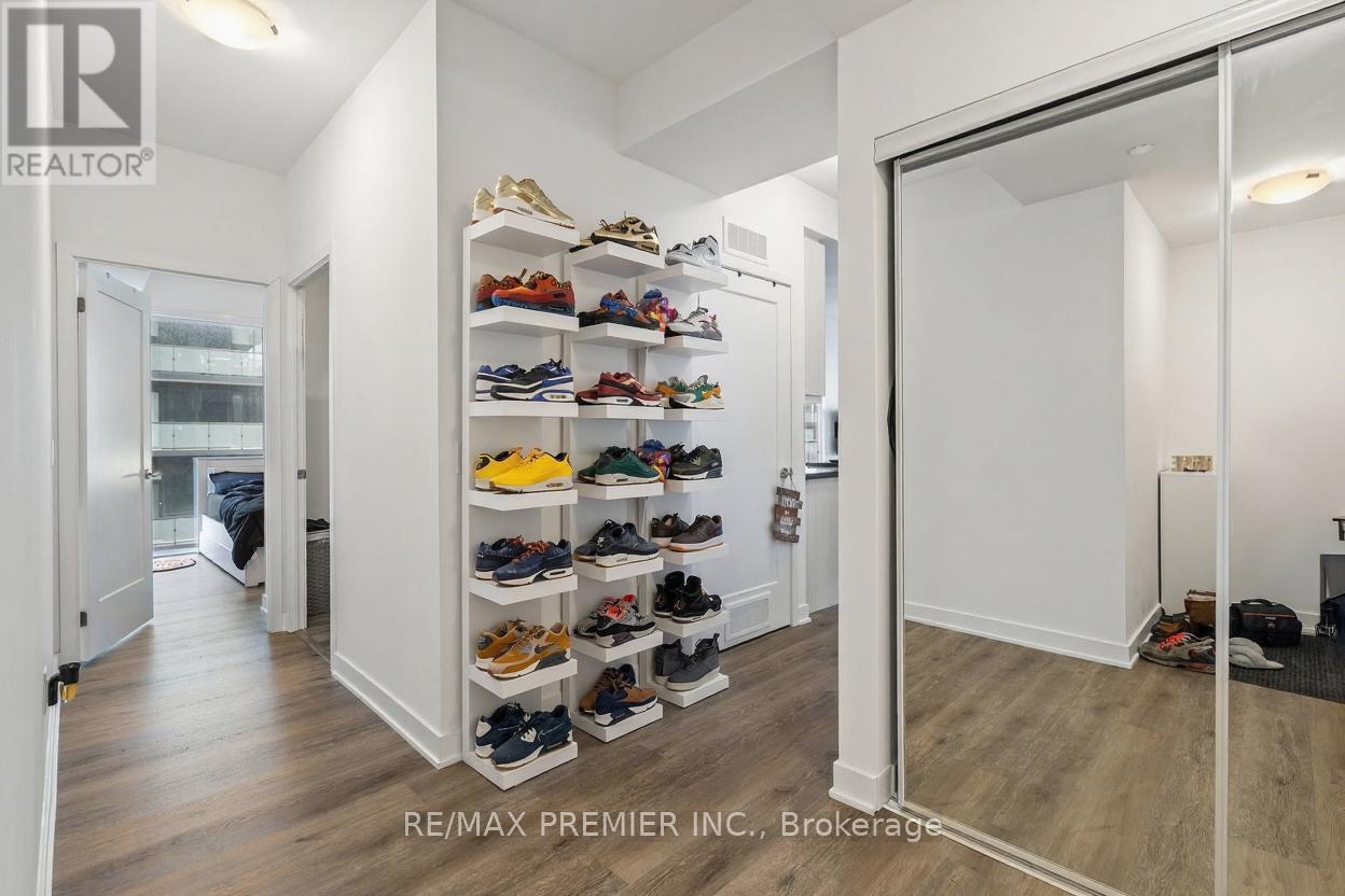 1704 - 95 Oneida Crescent, Richmond Hill, Ontario  L4B 0H5 - Photo 11 - N12499584