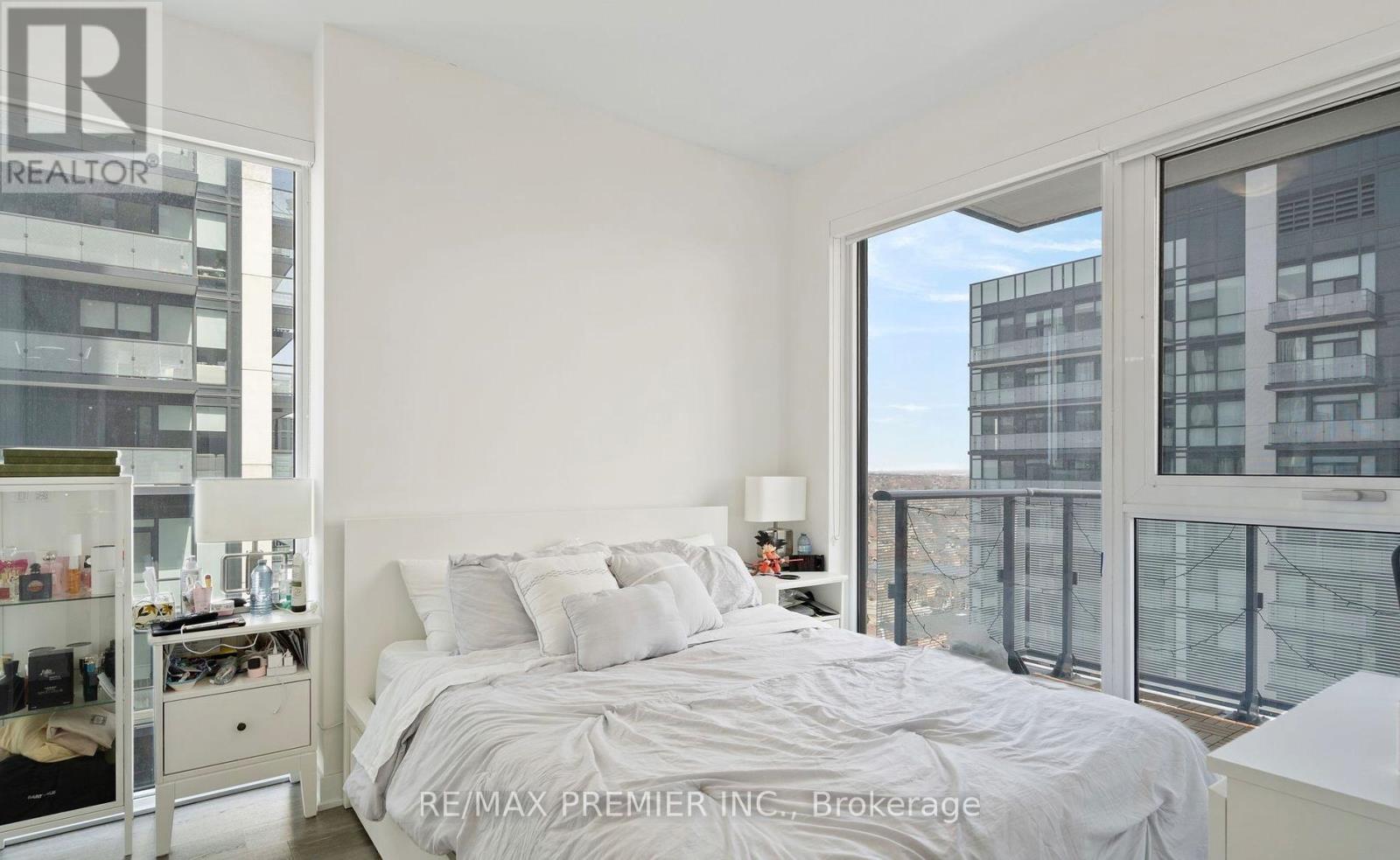 1704 - 95 Oneida Crescent, Richmond Hill, Ontario  L4B 0H5 - Photo 15 - N12499584