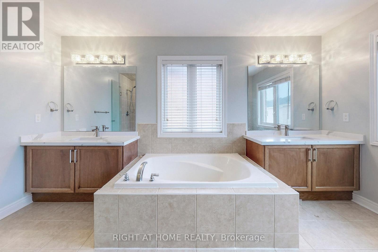 Main, 2nd Floor - 90 Maplebank Crescent, Whitchurch-Stouffville, Ontario  L4A 0R8 - Photo 30 - N12499598