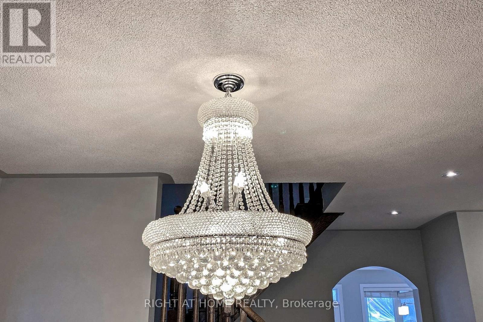 Main, 2nd Floor - 90 Maplebank Crescent, Whitchurch-Stouffville, Ontario  L4A 0R8 - Photo 7 - N12499598