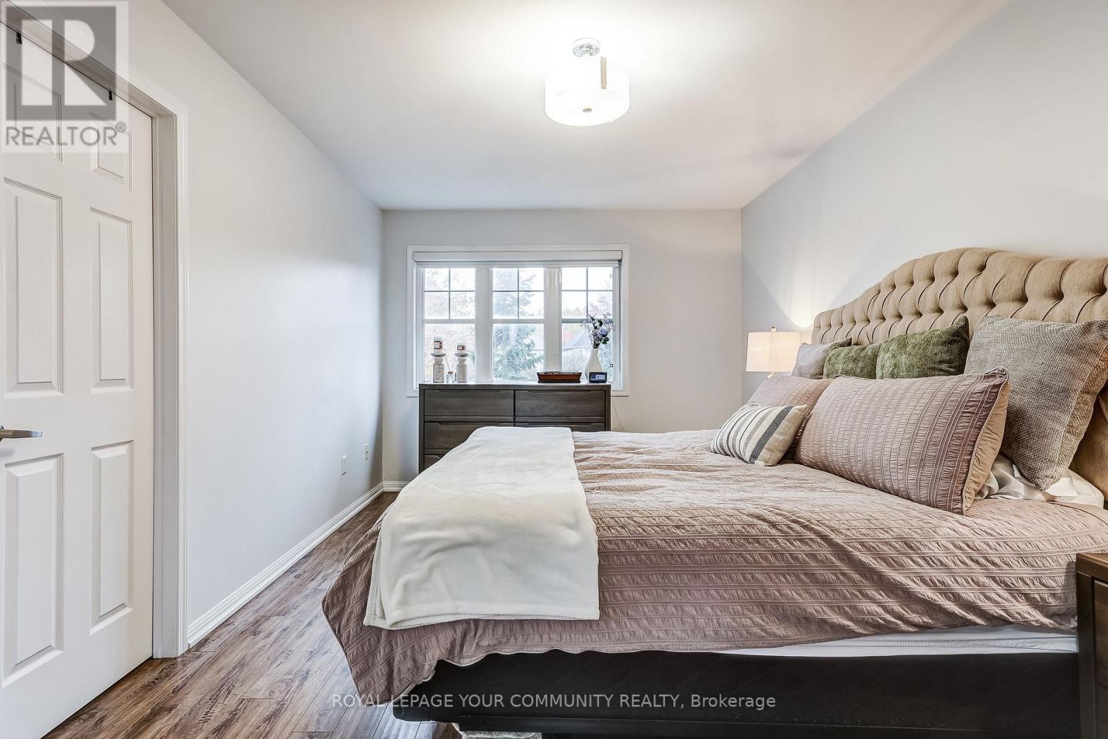 34 Miltrose Crescent, Whitchurch-Stouffville, Ontario  L4A 0P8 - Photo 23 - N12499604