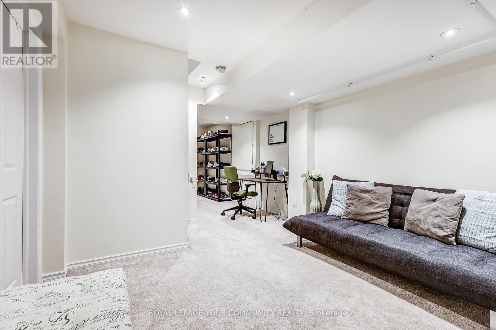 34 Miltrose Crescent, Whitchurch-Stouffville, Ontario  L4A 0P8 - Photo 33 - N12499604