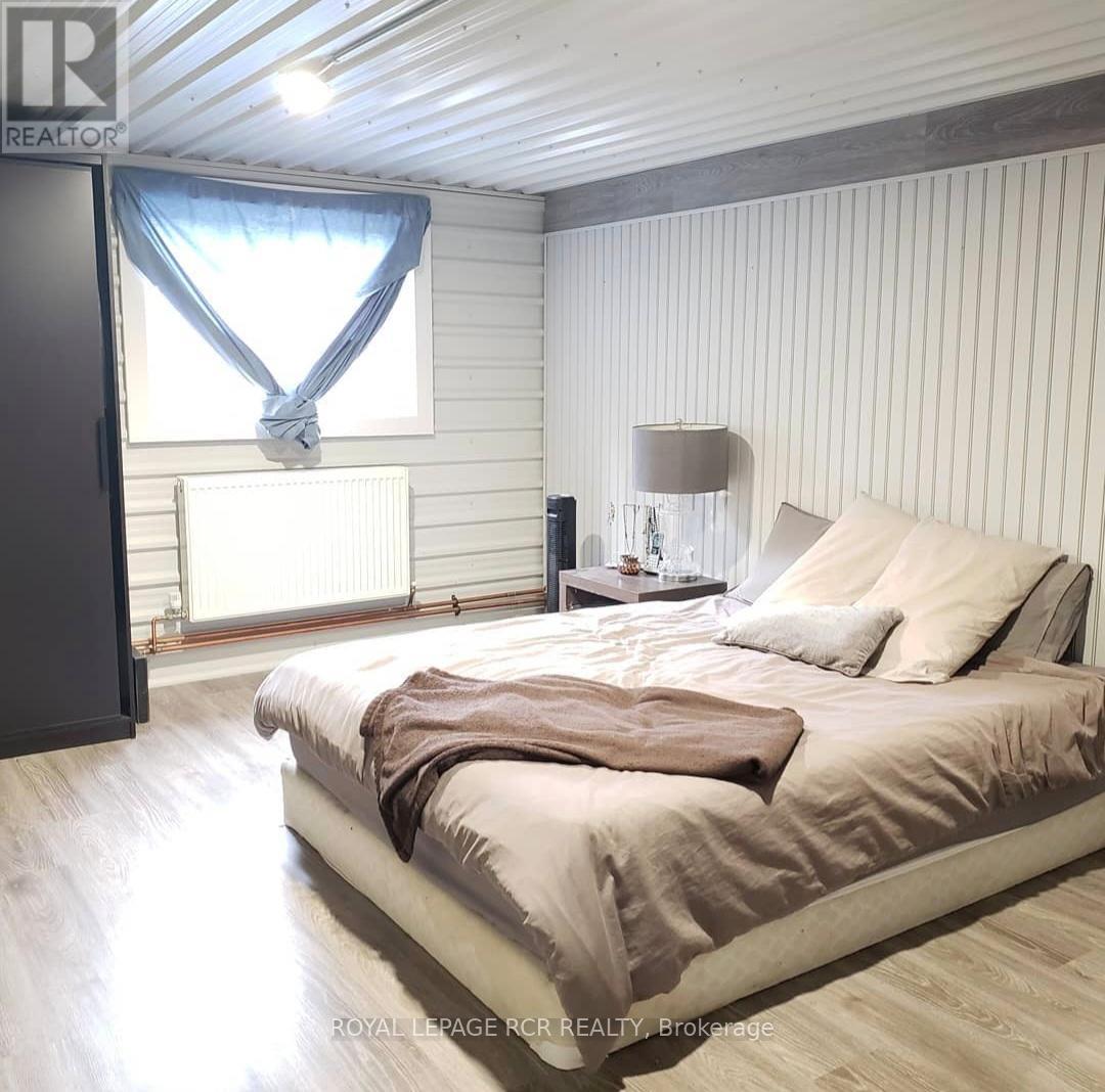 341 Queensville Side Road, East Gwillimbury, Ontario  L9N 0E9 - Photo 5 - N12499630