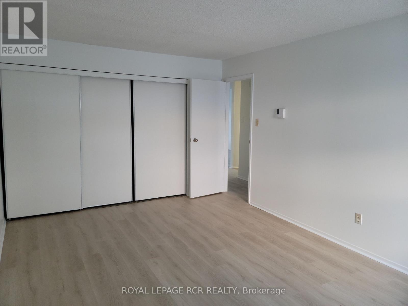 206 - 2 Orchard Heights Boulevard, Aurora, Ontario  L4G 3W3 - Photo 6 - N12499640
