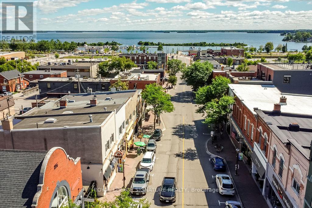 202 - 19 Front Street N, Orillia, Ontario  L3V 4R6 - Photo 14 - S12499600