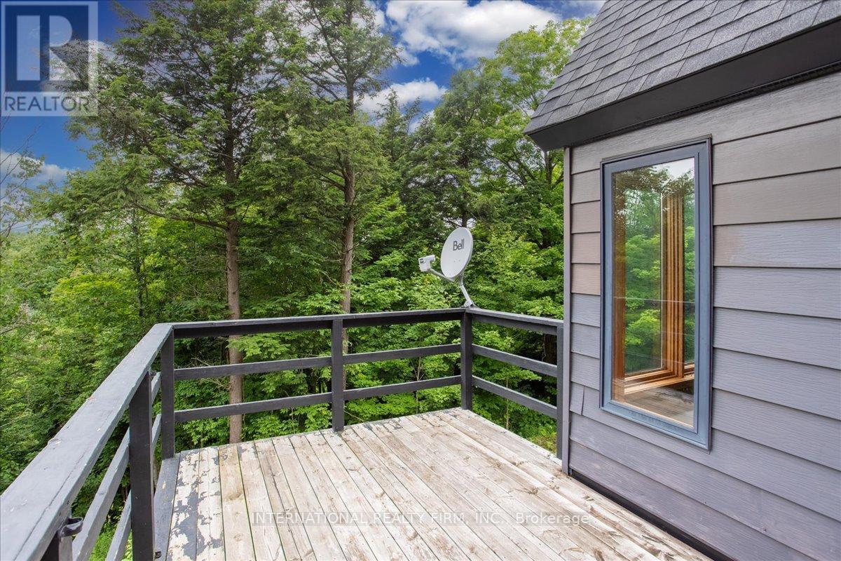 2445 Riverside Drive, Clearview, Ontario  L0M 1G0 - Photo 14 - S12499624