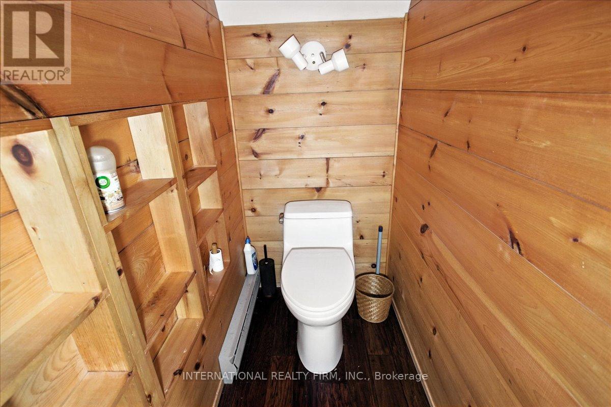 2445 Riverside Drive, Clearview, Ontario  L0M 1G0 - Photo 27 - S12499624