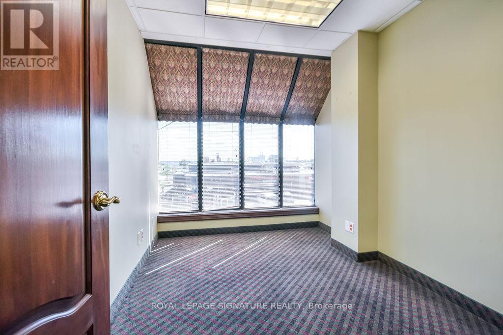 19 Front Street N, Orillia, Ontario  L3V 4R6 - Photo 6 - S12499626