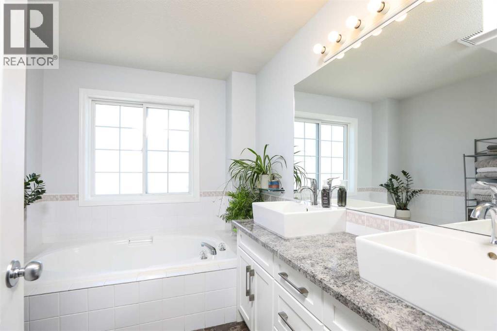 50 Heritage Circle W, Lethbridge, Alberta  T1K 7T3 - Photo 17 - A2266521