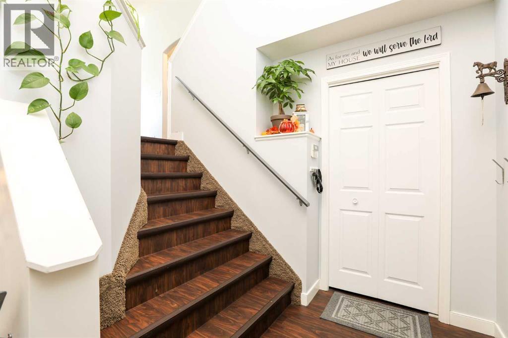 50 Heritage Circle W, Lethbridge, Alberta  T1K 7T3 - Photo 3 - A2266521