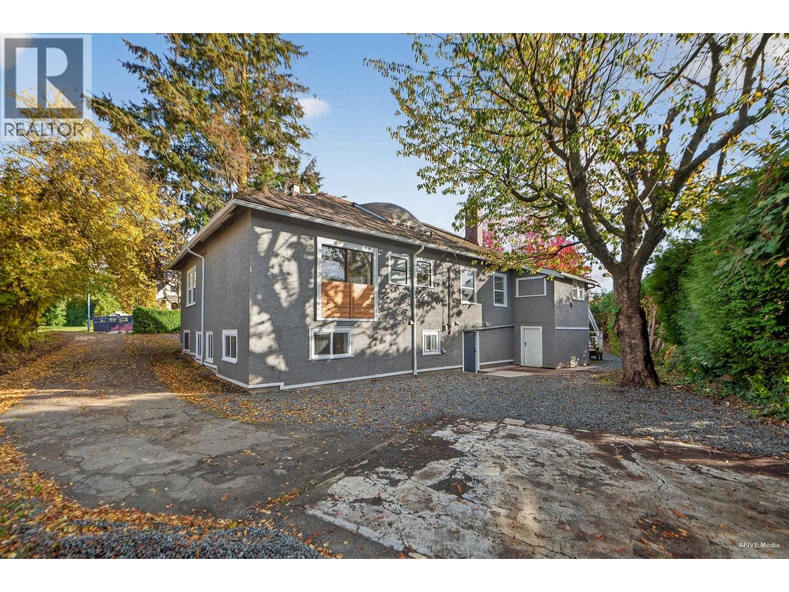 Listing Picture 31 of 35 : 7561 ANGUS DRIVE, Vancouver / 溫哥華 - 魯藝地產 Yvonne Lu Group - MLS Medallion Club Member