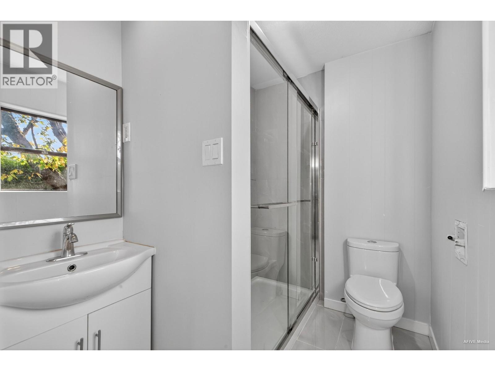 Listing Picture 14 of 35 : 7561 ANGUS DRIVE, Vancouver / 溫哥華 - 魯藝地產 Yvonne Lu Group - MLS Medallion Club Member