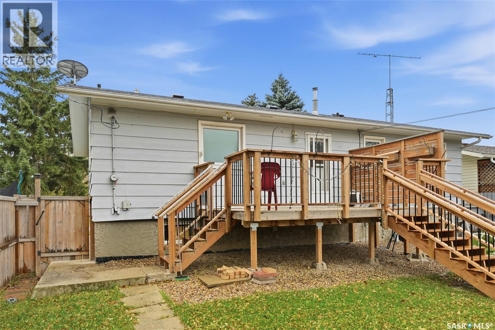 204 7th Avenue W, Watrous, Saskatchewan  S0K 4T0 - Photo 33 - SK022182