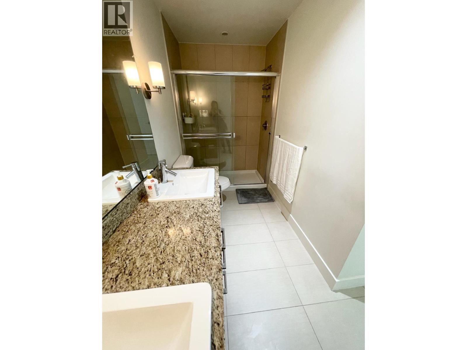 301 5788 Sidley Street, Burnaby, British Columbia  V5J 0E4 - Photo 13 - R3062700