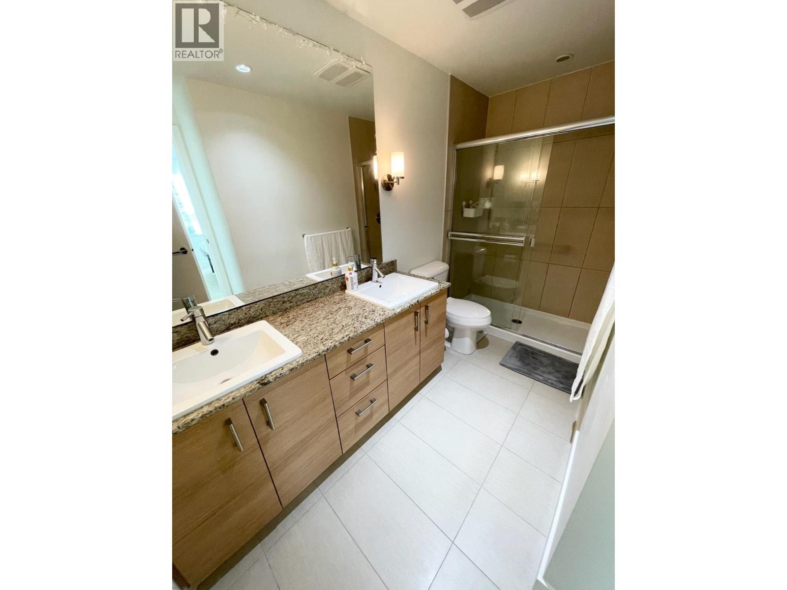 301 5788 Sidley Street, Burnaby, British Columbia  V5J 0E4 - Photo 12 - R3062700