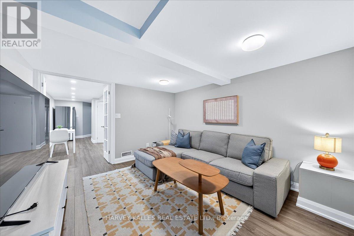 338 Bartlett Avenue N, Toronto, Ontario  M6H 3G7 - Photo 25 - W12499590