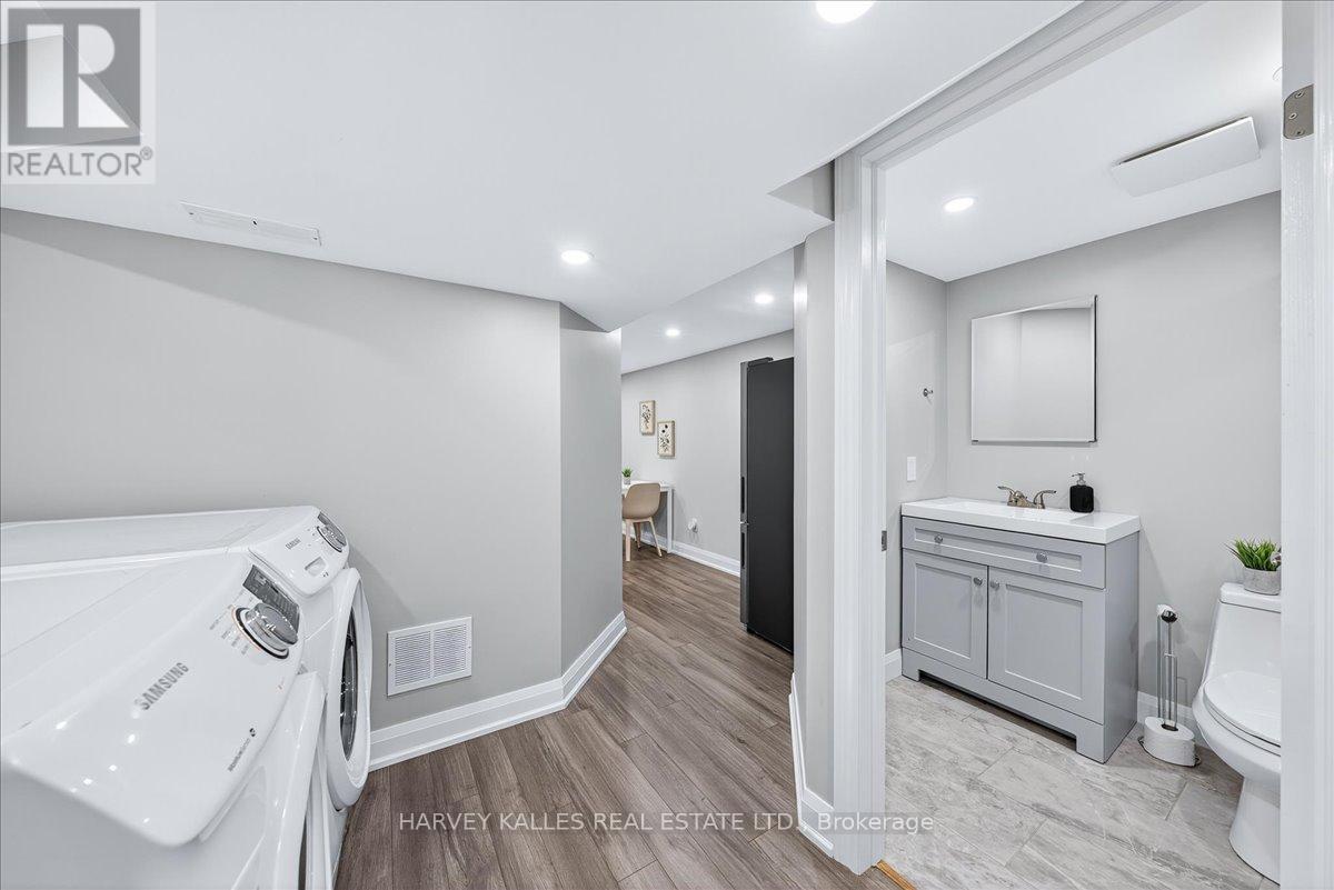 338 Bartlett Avenue N, Toronto, Ontario  M6H 3G7 - Photo 29 - W12499590