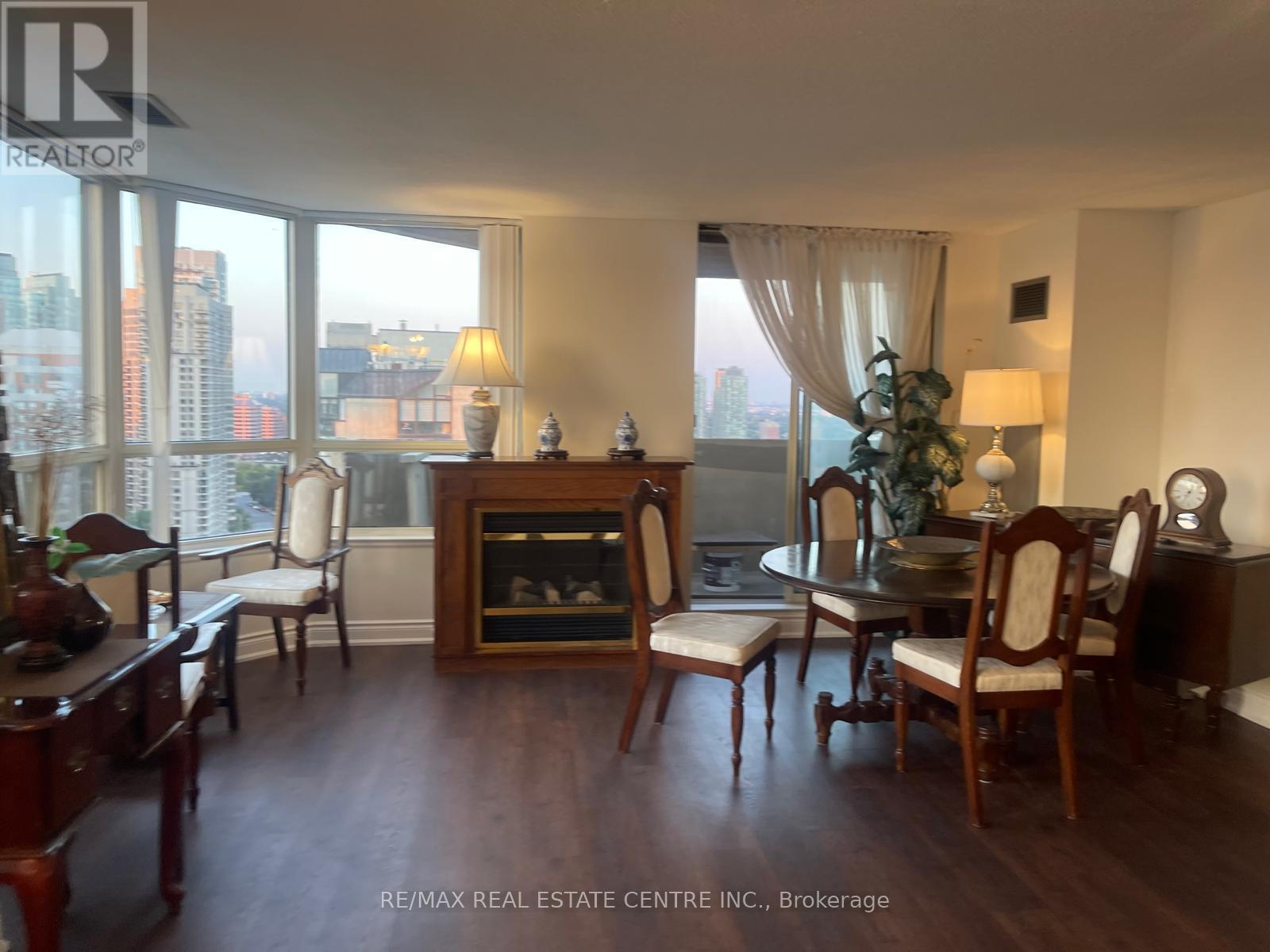 2408 - 400 Webb Drive, Mississauga, Ontario  L5B 3Z7 - Photo 17 - W12499622