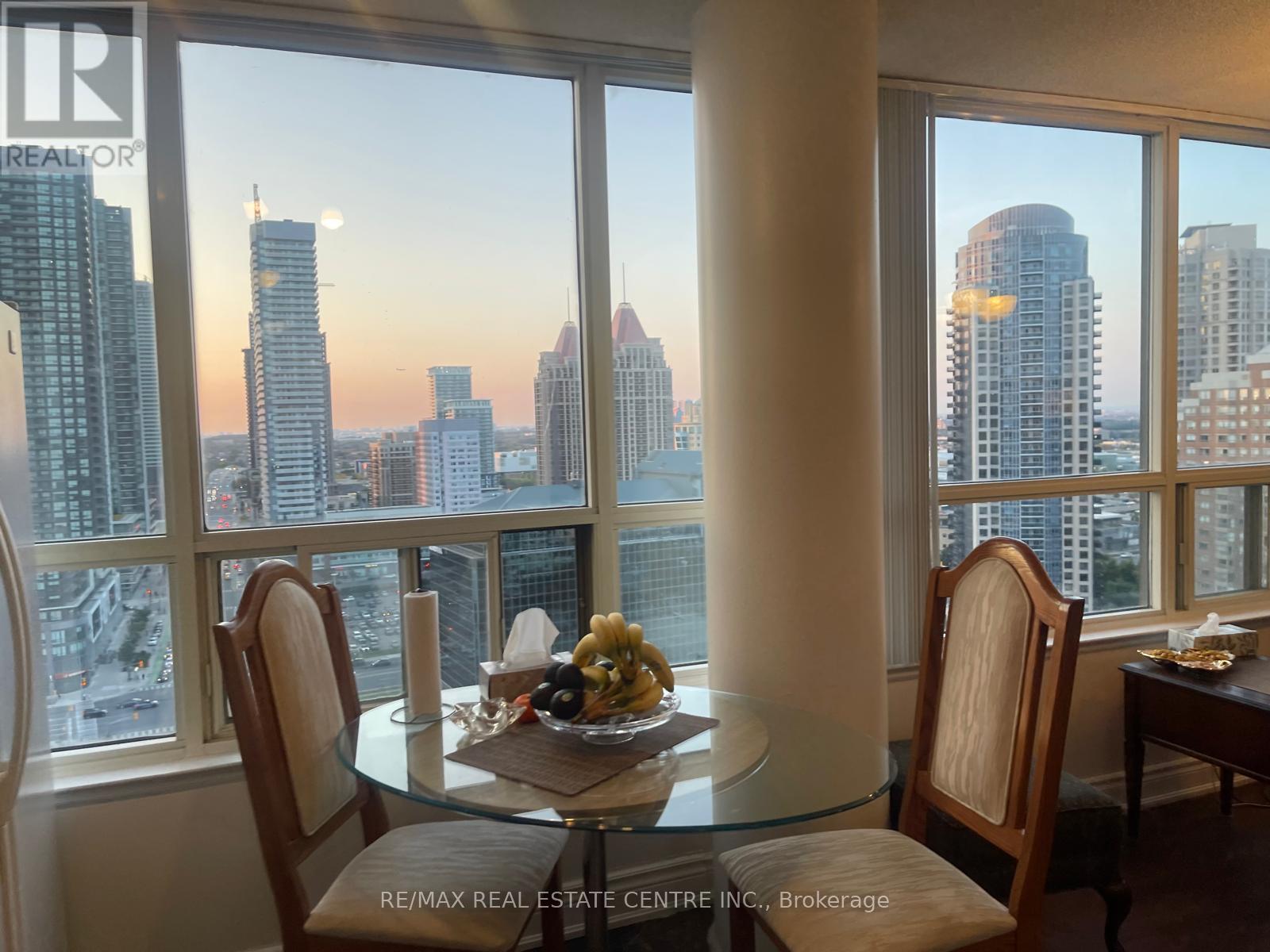 2408 - 400 Webb Drive, Mississauga, Ontario  L5B 3Z7 - Photo 21 - W12499622