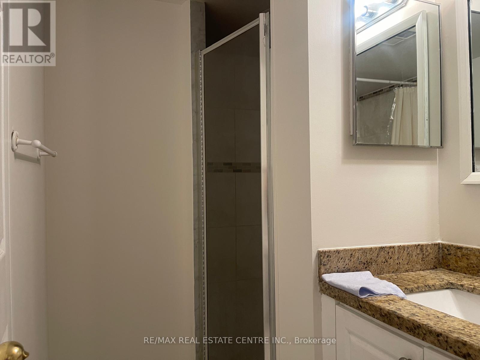 2408 - 400 Webb Drive, Mississauga, Ontario  L5B 3Z7 - Photo 26 - W12499622