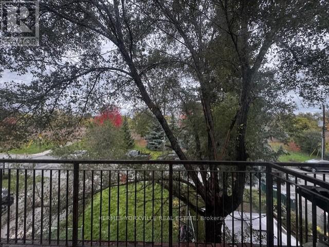 20 Elway Court, Toronto, Ontario  M6B 2N8 - Photo 2 - W12499648