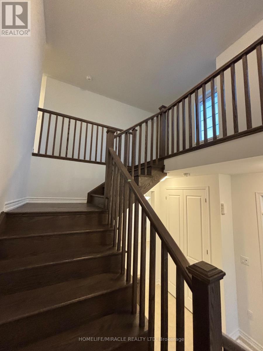 41 Lower Street, Barrie, Ontario  L9J 1B3 - Photo 20 - S12499534