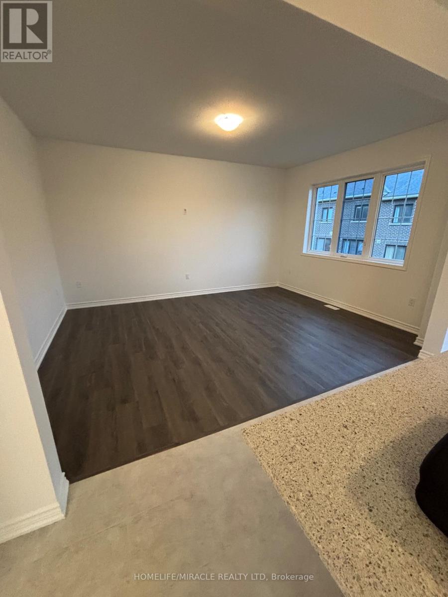 41 Lower Street, Barrie, Ontario  L9J 1B3 - Photo 18 - S12499534