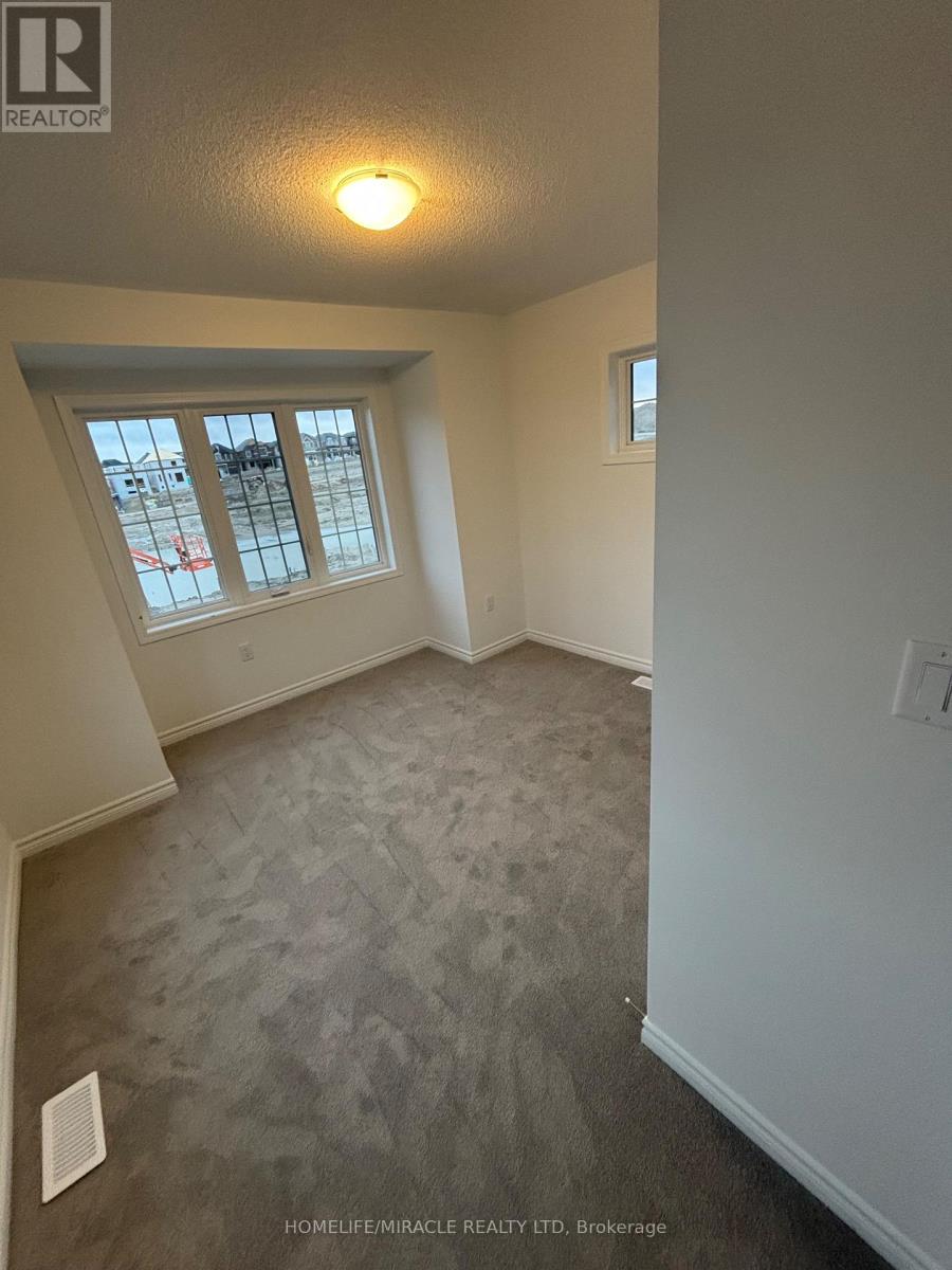 41 Lower Street, Barrie, Ontario  L9J 1B3 - Photo 21 - S12499534