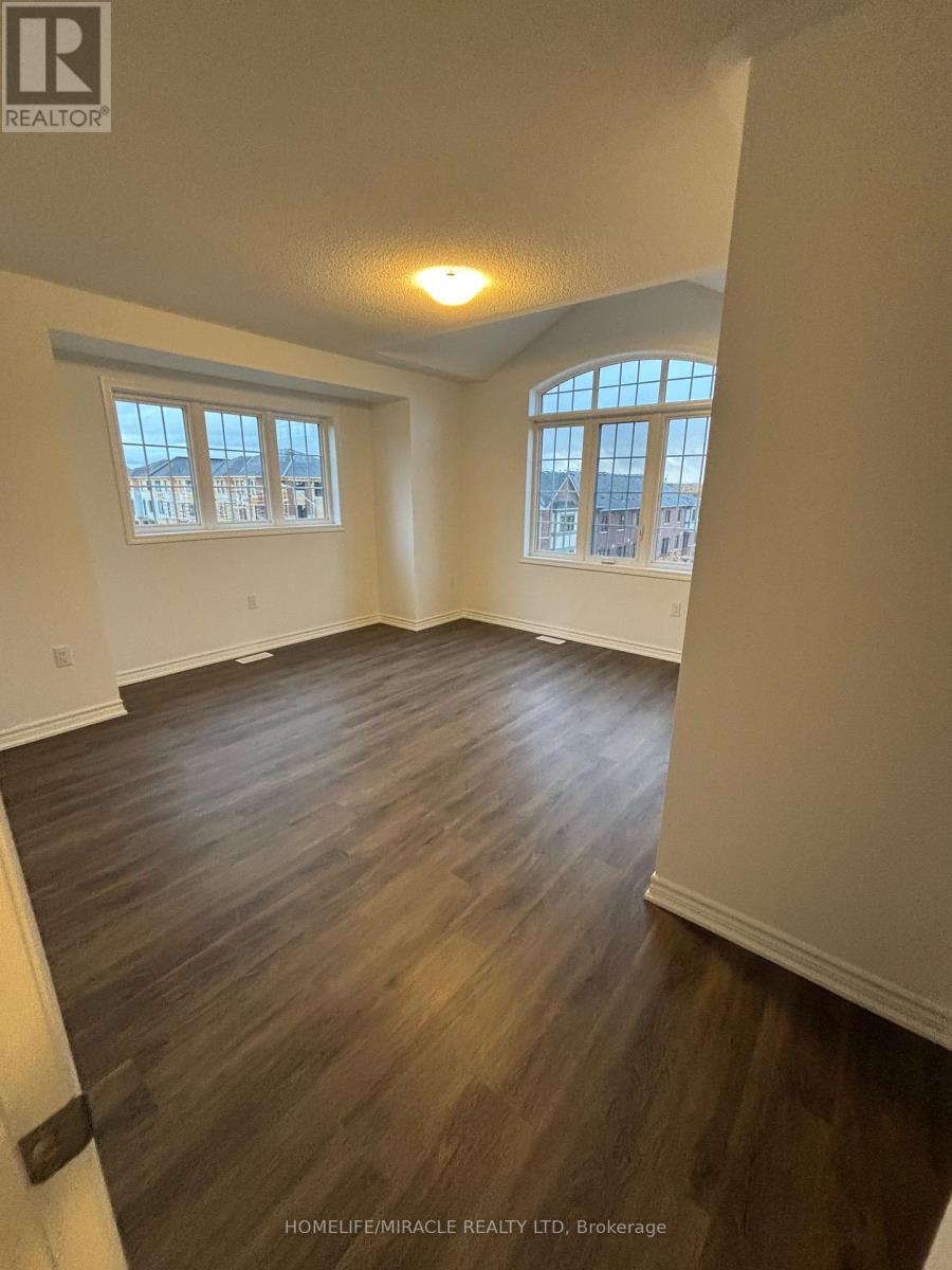 41 Lower Street, Barrie, Ontario  L9J 1B3 - Photo 24 - S12499534